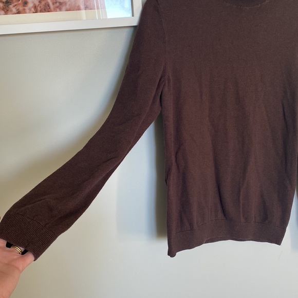 RW&CO Turtle Neck - Picture 4 of 5